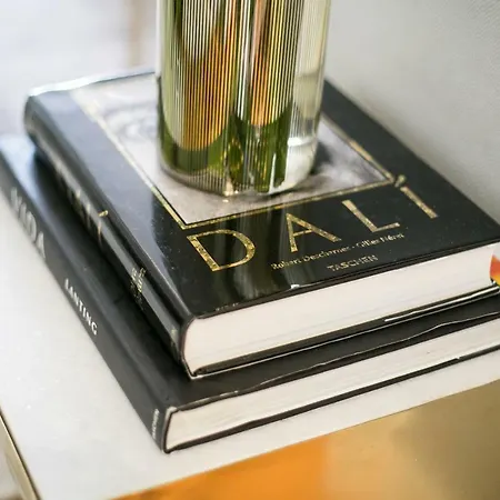 Downtown Free Parking *