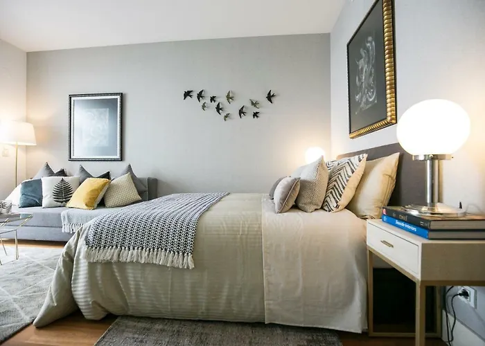 Downtown Free Parking *