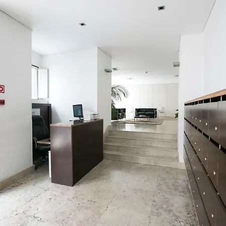 Apartment Downtown Free Parking Lisbon